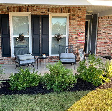 After Flowerbed Clean-Up After Flowerbed Clean-Up